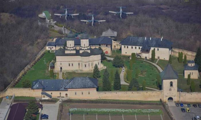 manastirea cetatuia iasi survol avioane