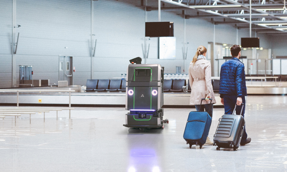 robot de curatenie aeroport