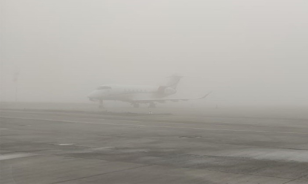 aeroportul iasi in ceata