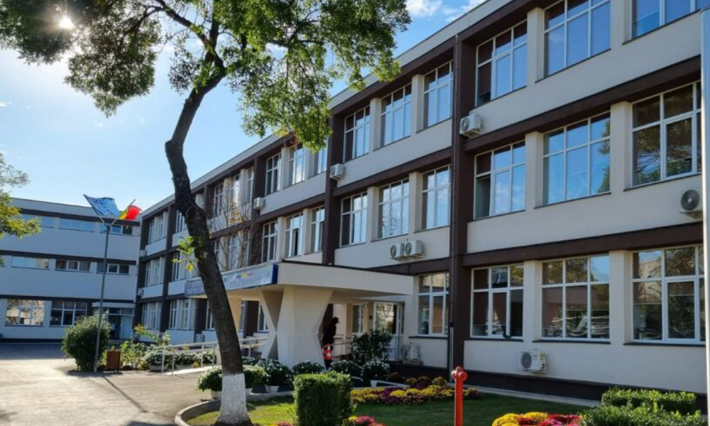 liceul dimitrie cantemir iasi