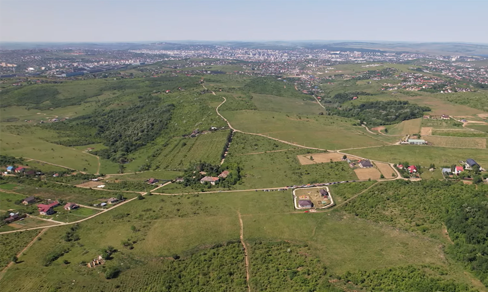 zona de agrement sat cercu comuna barnova