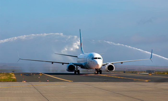 botez aeronava aeroport iasi