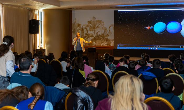 peste 100 de elevi au participat la ziua dedicată siguranței online, organizată de ESET, companie prezentă în rețeaua UBC de 10 ani