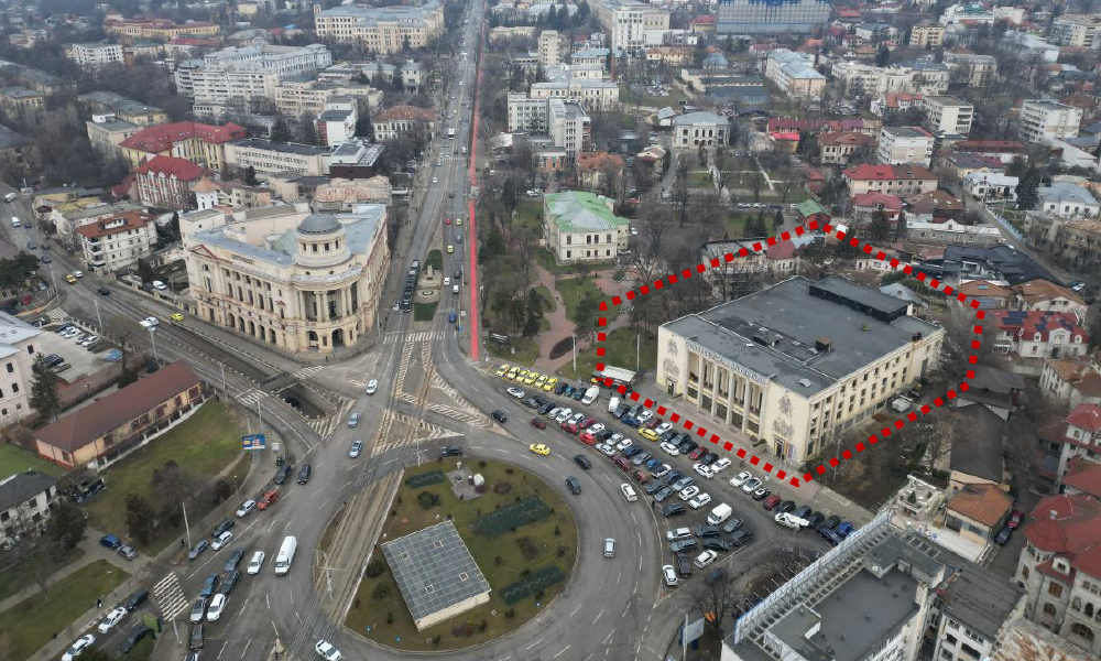 fundatie iasi - centrul orasului cu BCU si CCS