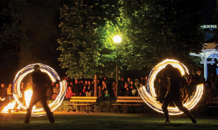 Check Art Festival la Palas Iasi