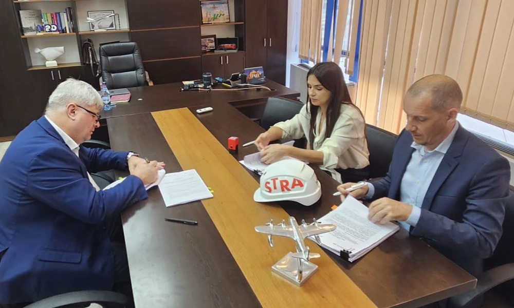 semnare contract parc fotovoltaic aeroport iasi